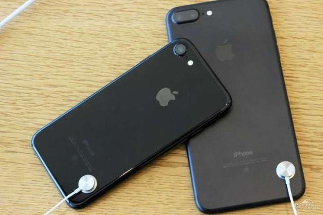 iphone7splus最新报价,iPhone 7S Plus最新报价，蜕变的力量，自信与成就感的源泉