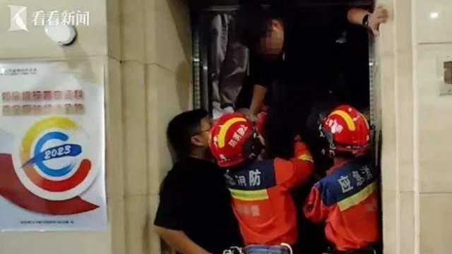 电梯最新事件，自信成就感的奇妙之旅，一路向上探索新高度