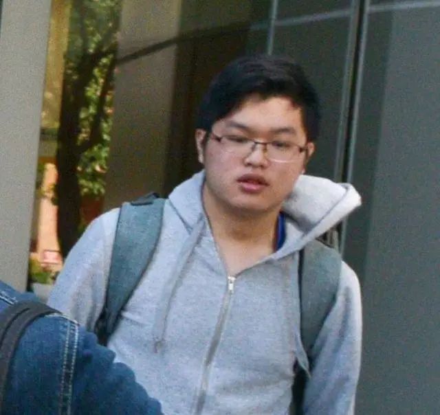 李宗泽的日常趣事与友情的温馨时光