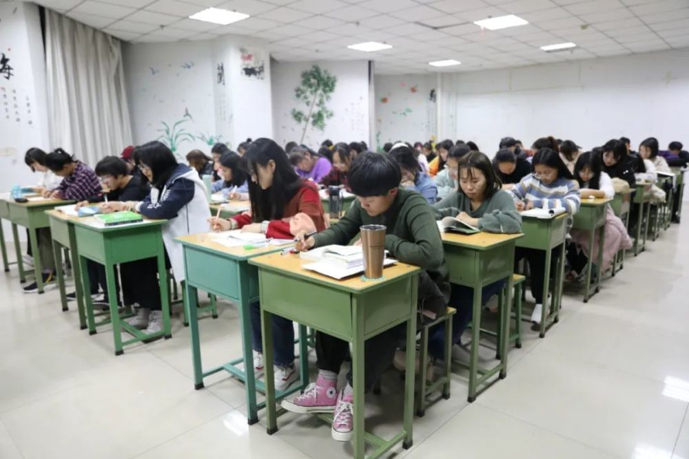 最新自修室,最新自修室，如何完成自修室任务与学习新技能的详细步骤指南