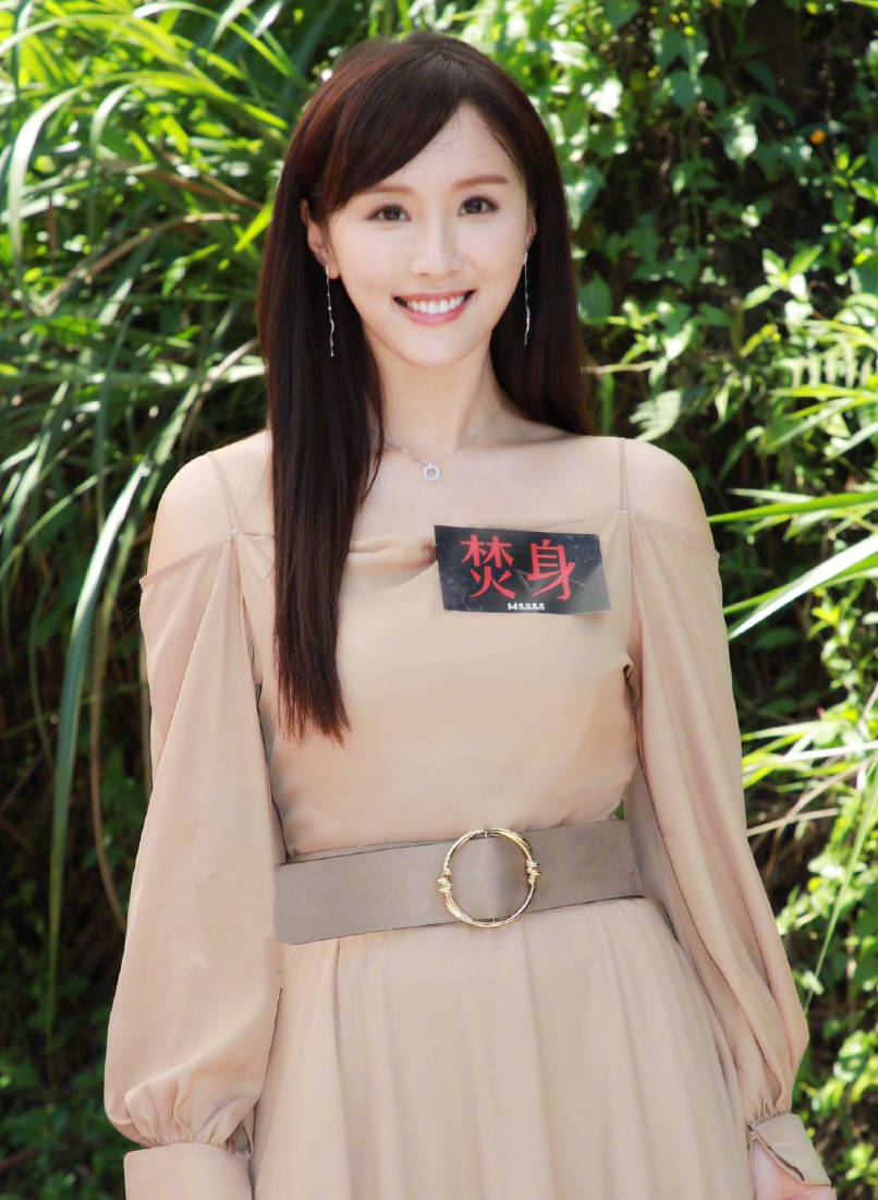 陈静，科技与艺术的璀璨之星，智能生活的闪耀演员
