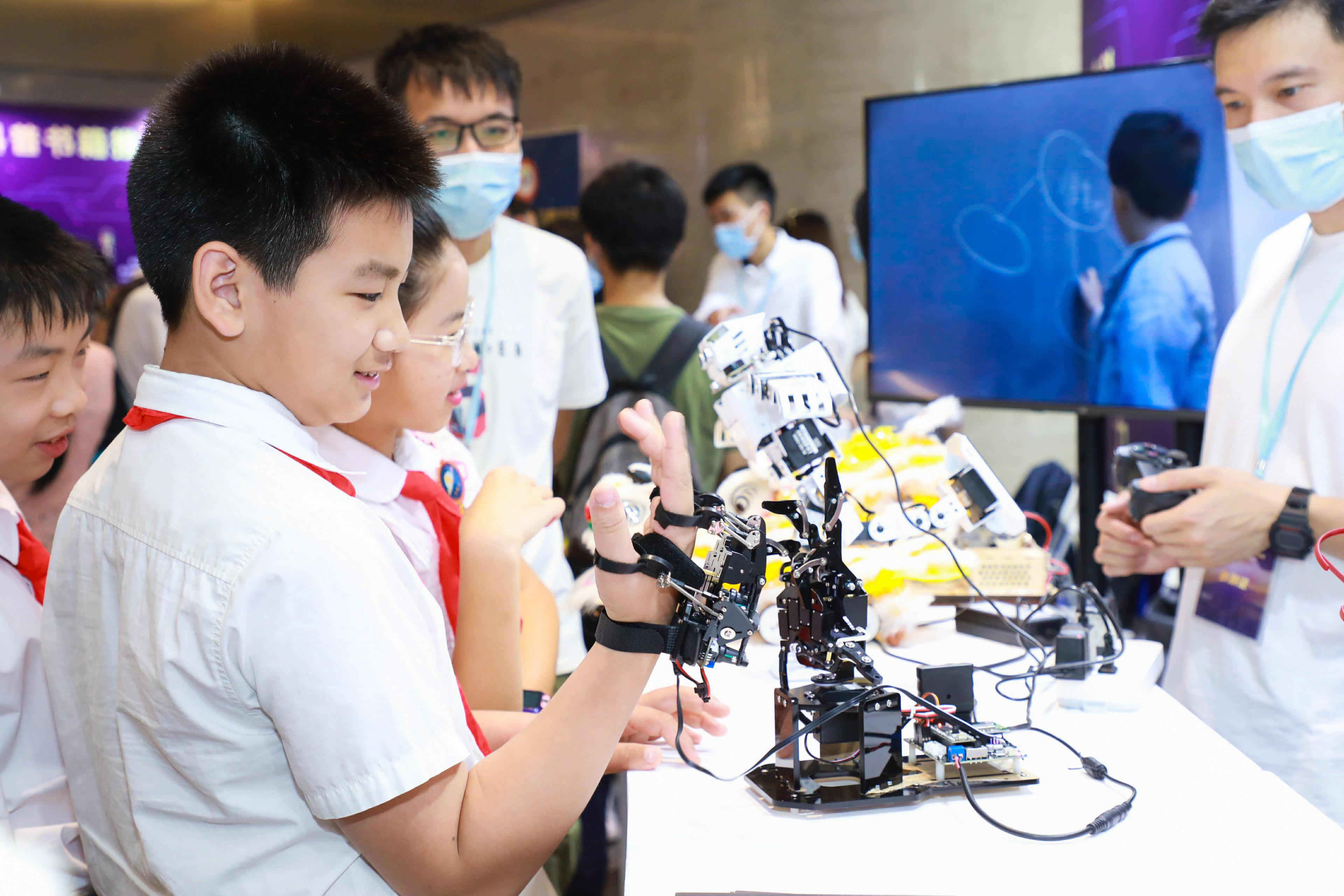 2025澳门免费最精准龙门,科学解说指法律_活动版8.109