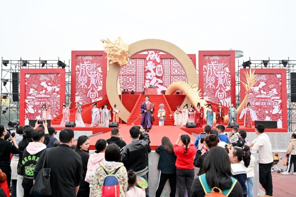 李静妍的新发现，小巷中的隐藏宝藏