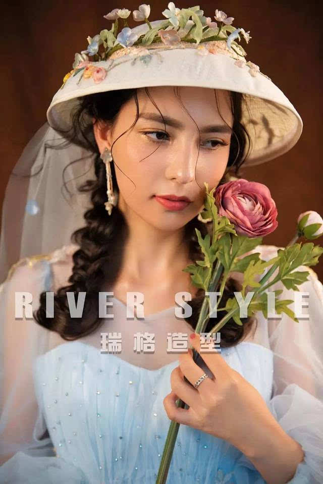代最新娘，自信学习，成就辉煌梦想之路